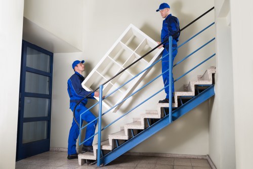Free quote process for a local removals service in Holland Park